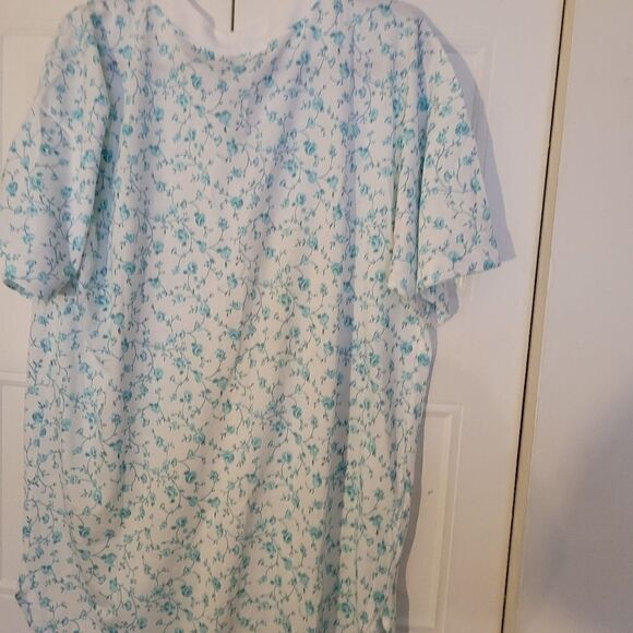 Emerald Club Intimate Short Sleeve Night Wear White With Green Flowers Design XL - Picture 3 of 5